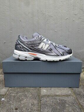 New Balance 1906R Silver Grey Men’s Y2K Sneakers Size 10.5 Like New w/Box